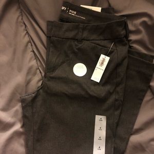 Gray Ankle Length Old Navy Pixie Pants